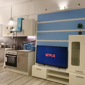 Central Lichtenberger For 6 People Apartamento